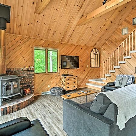 Riverfront Traverse City Cabin Fish, Kayak And Tube Luaran gambar