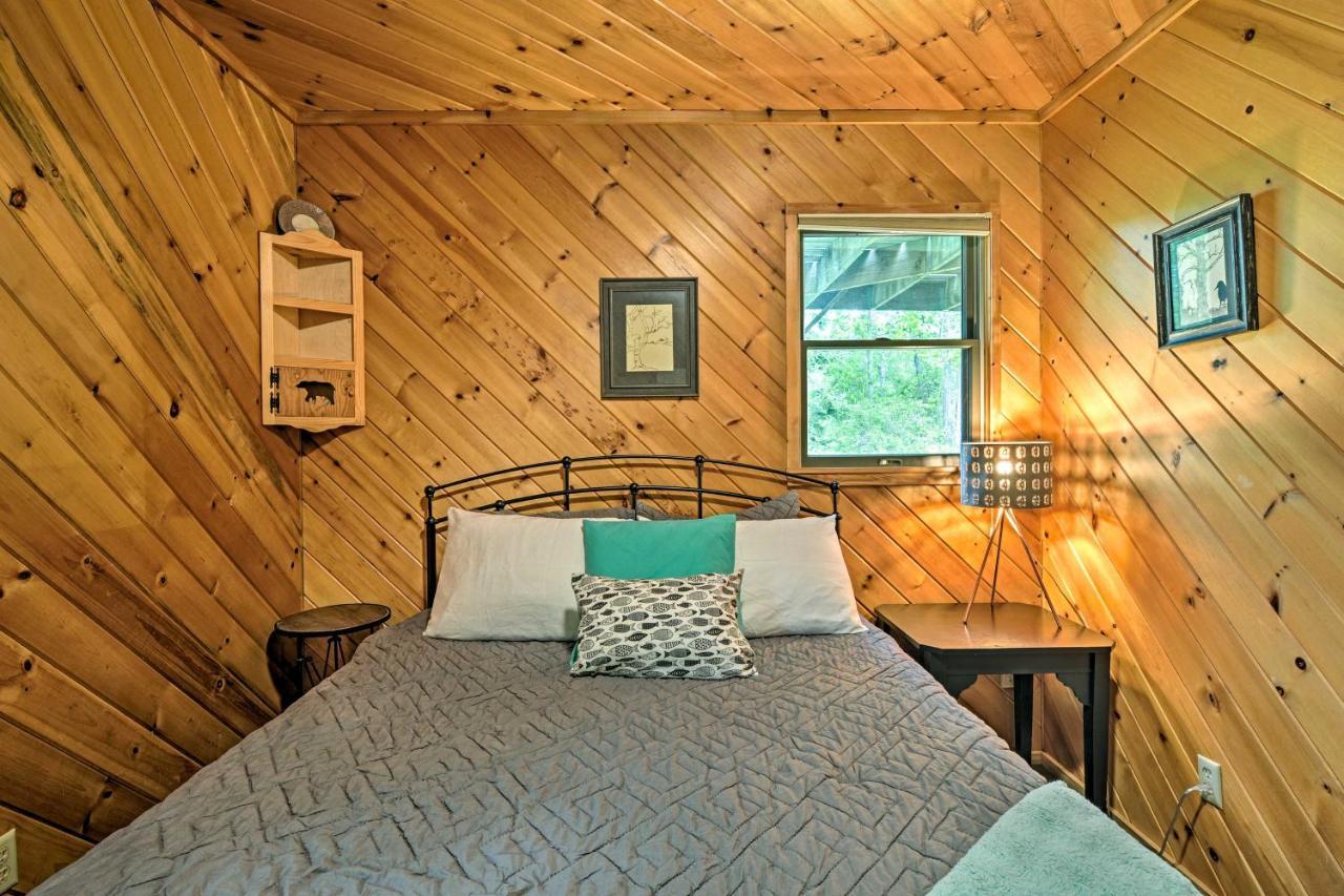 Riverfront Traverse City Cabin Fish, Kayak And Tube Luaran gambar