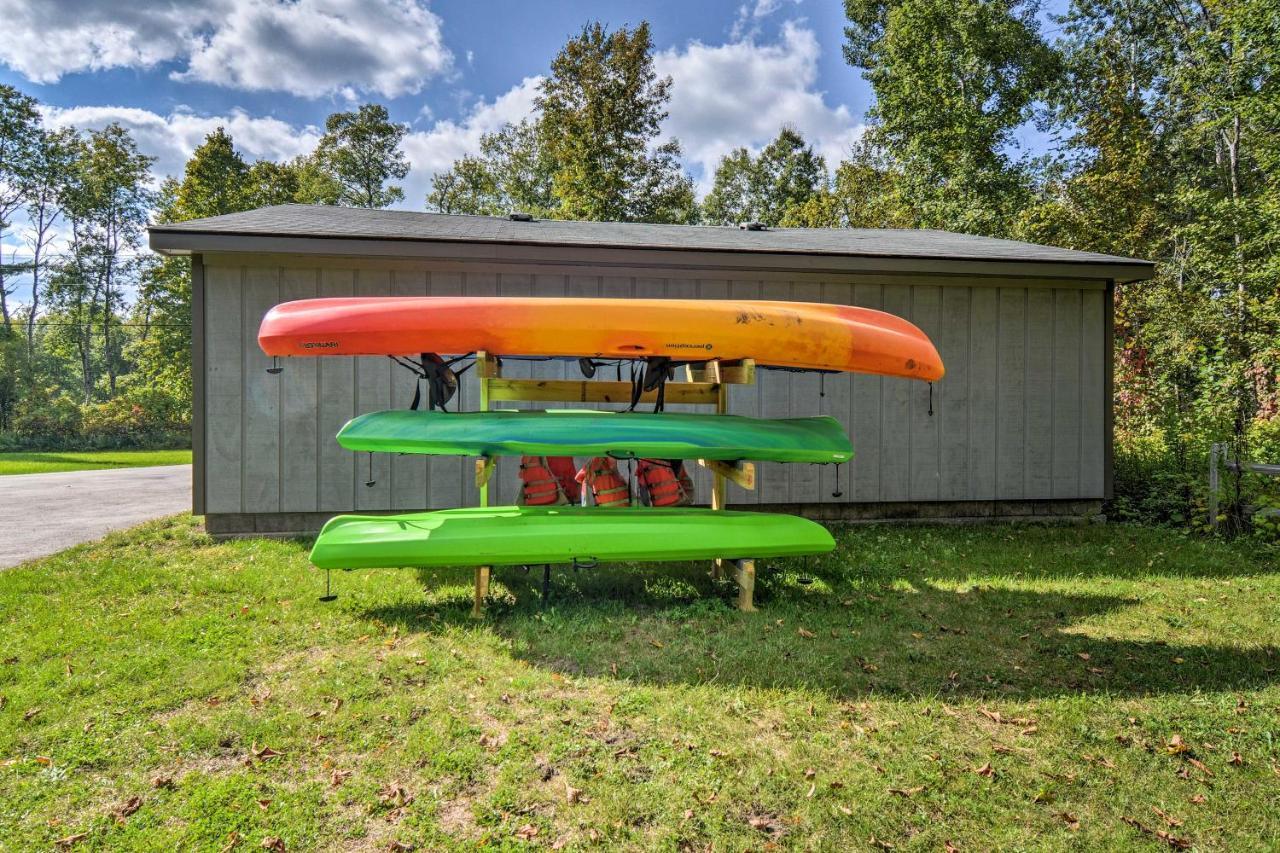 Riverfront Traverse City Cabin Fish, Kayak And Tube Luaran gambar